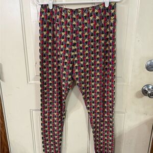 LulaRoe Colorful Patterned Women’s Curvy Leggings